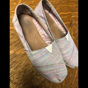 Women’s TOMS